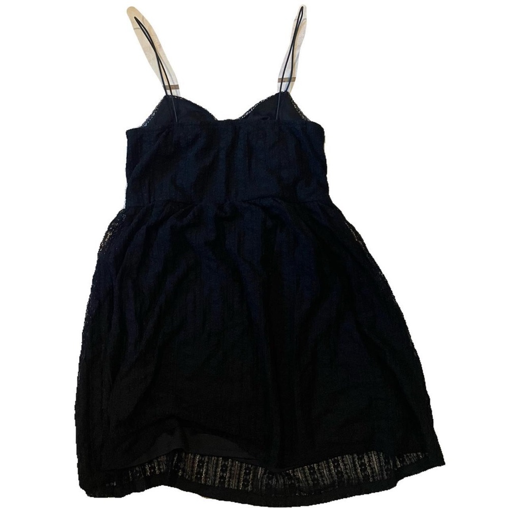 Fit and flare black lace dress - Picture 4 of 4